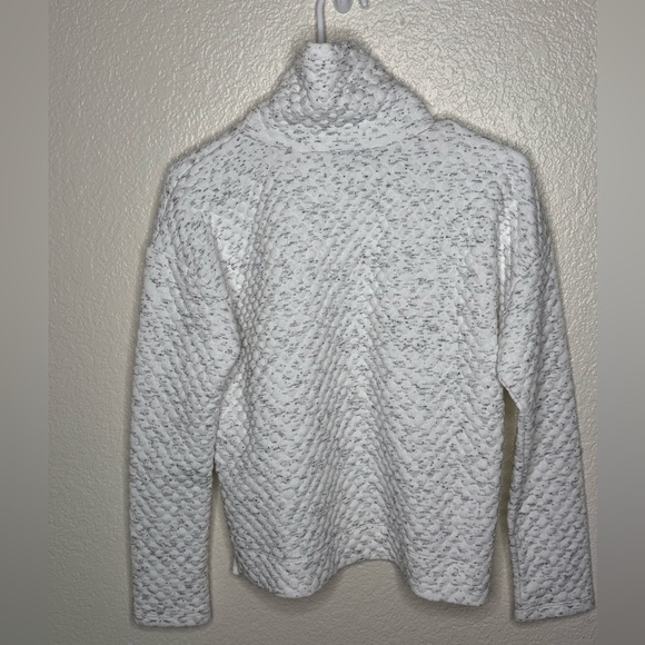 Cozy White Textured Women's Sweatshirt Crop Size Small White/Gray - Picture 4 of 4
